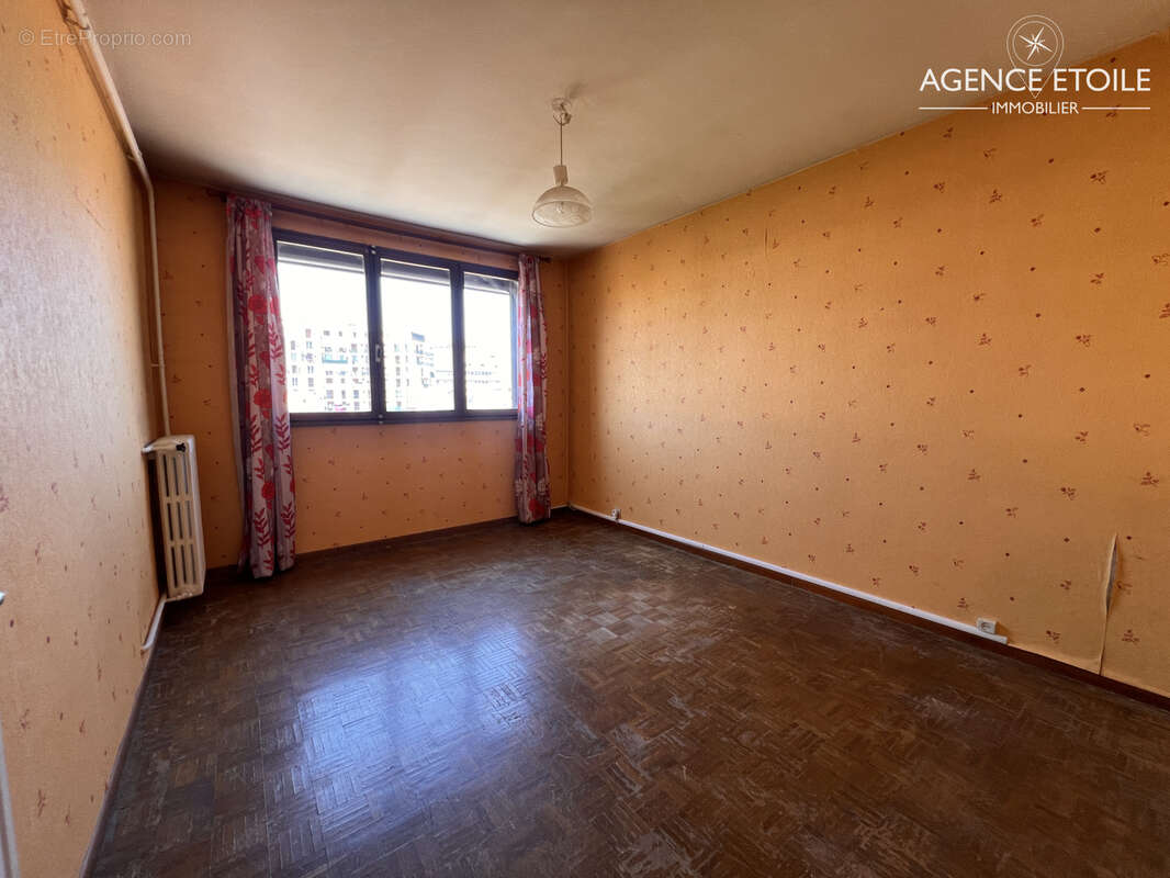 Appartement à MARSEILLE-10E