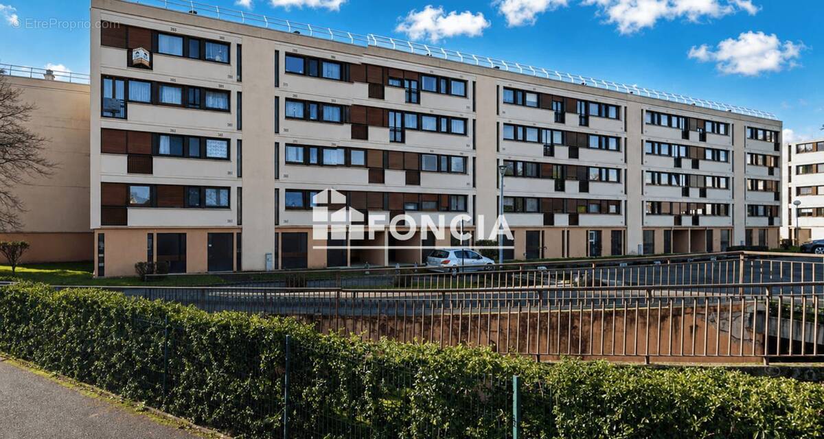 Appartement à LE MEE-SUR-SEINE