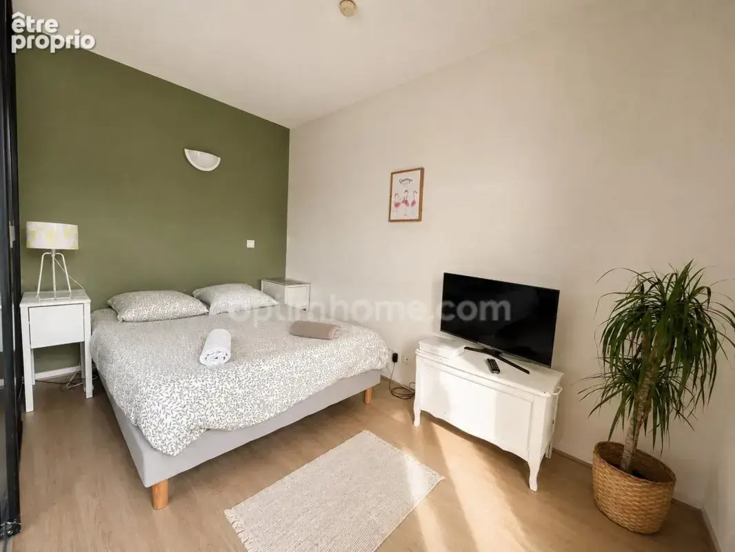 Studio / t1 bis rénové – bordeaux mériadeck – piscine - photo 5