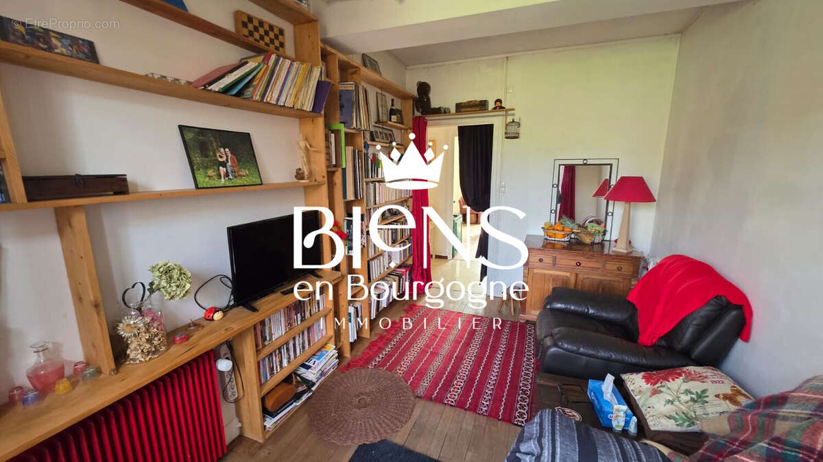 Maison à SAINT-GILLES