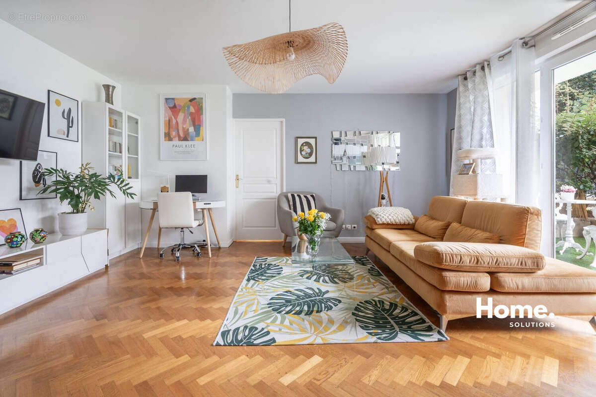 Appartement à LE PERREUX-SUR-MARNE