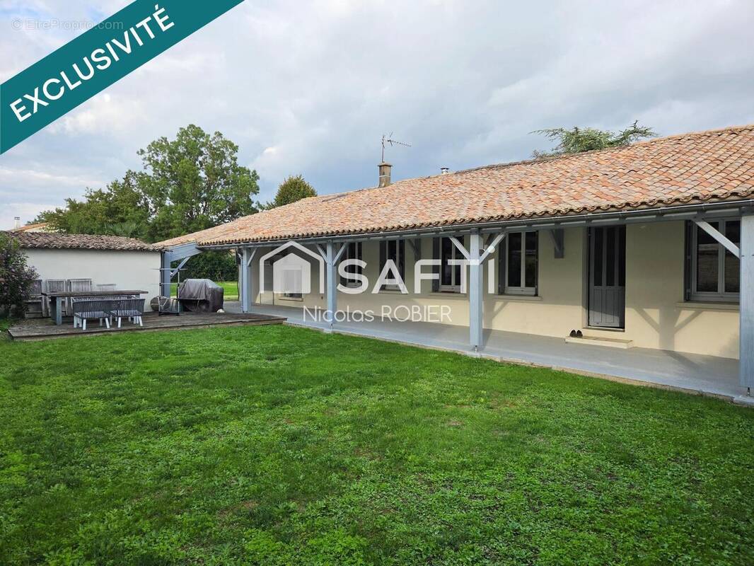 Photo 1 - Maison à SAINT-SYMPHORIEN