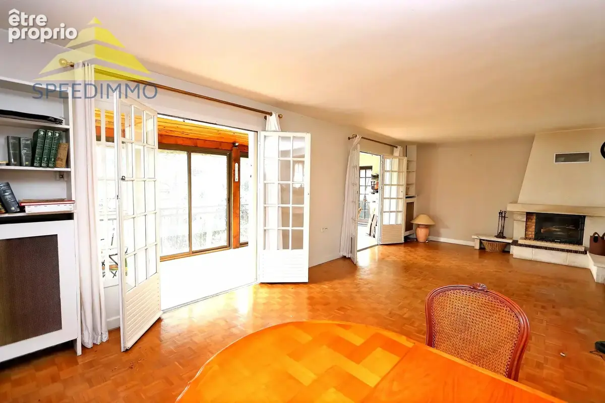 Maison individuelle 6 pièces à Mandres-les-Roses - photo 3
