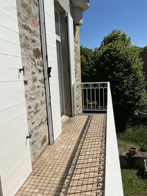 Appartement à SAIN-BEL