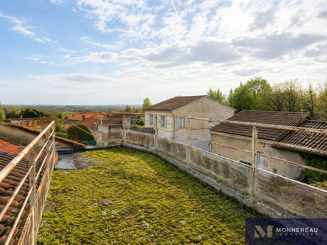 Immeuble de ville de 400m2 hab - photo 3