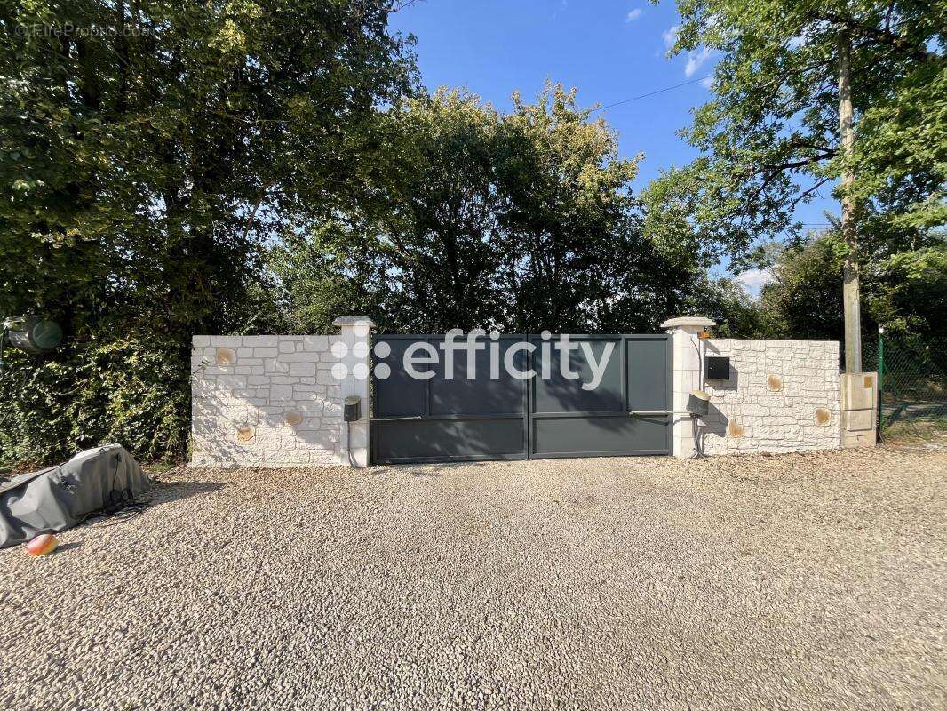 Maison 107 m² à Beruges  - photo 15