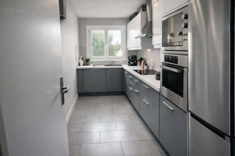 Appartement à THIAIS