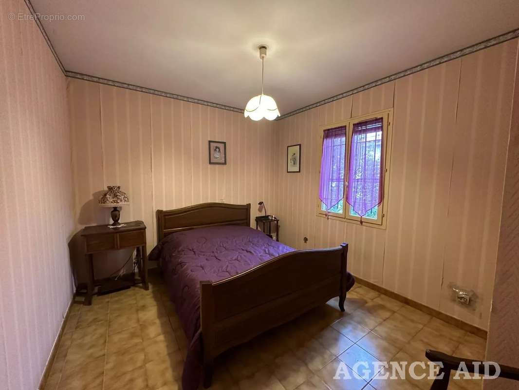 Maison à CUGES-LES-PINS