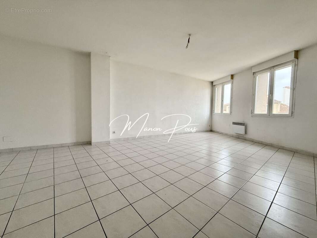 Appartement à SAINT-ESTEVE