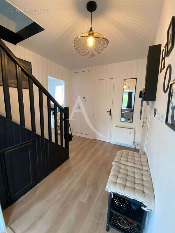 Appartement à EMERAINVILLE