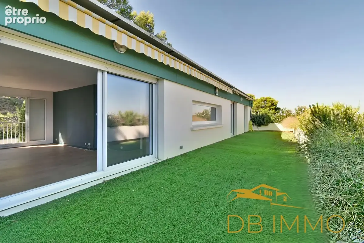 Appartement à VILLENEUVE-LES-AVIGNON