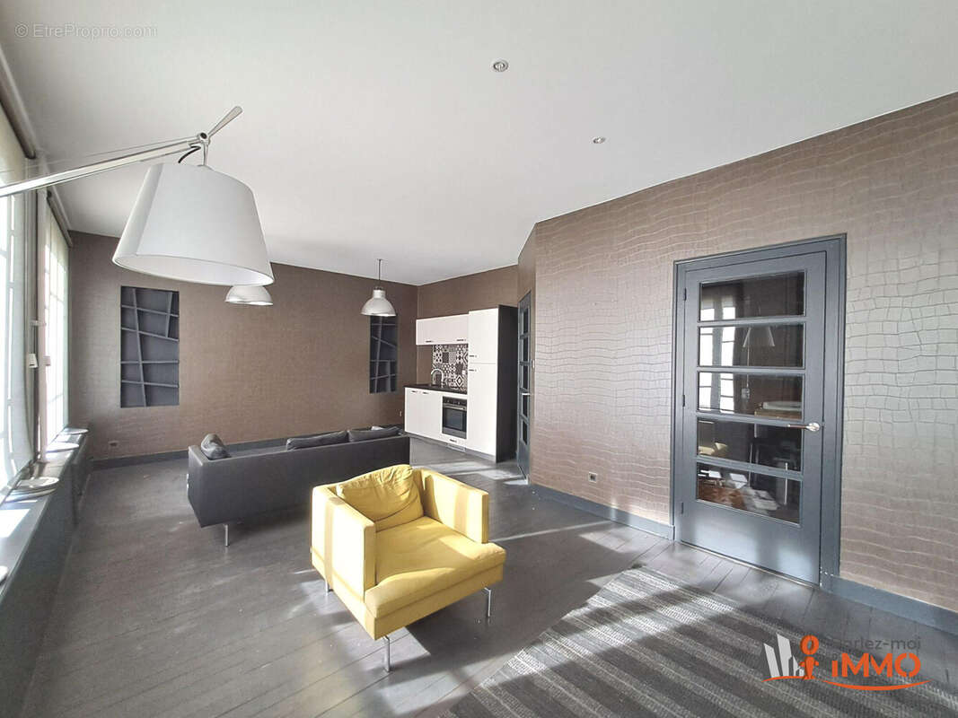 Appartement 120 m² à Saint-Etienne  - photo 4