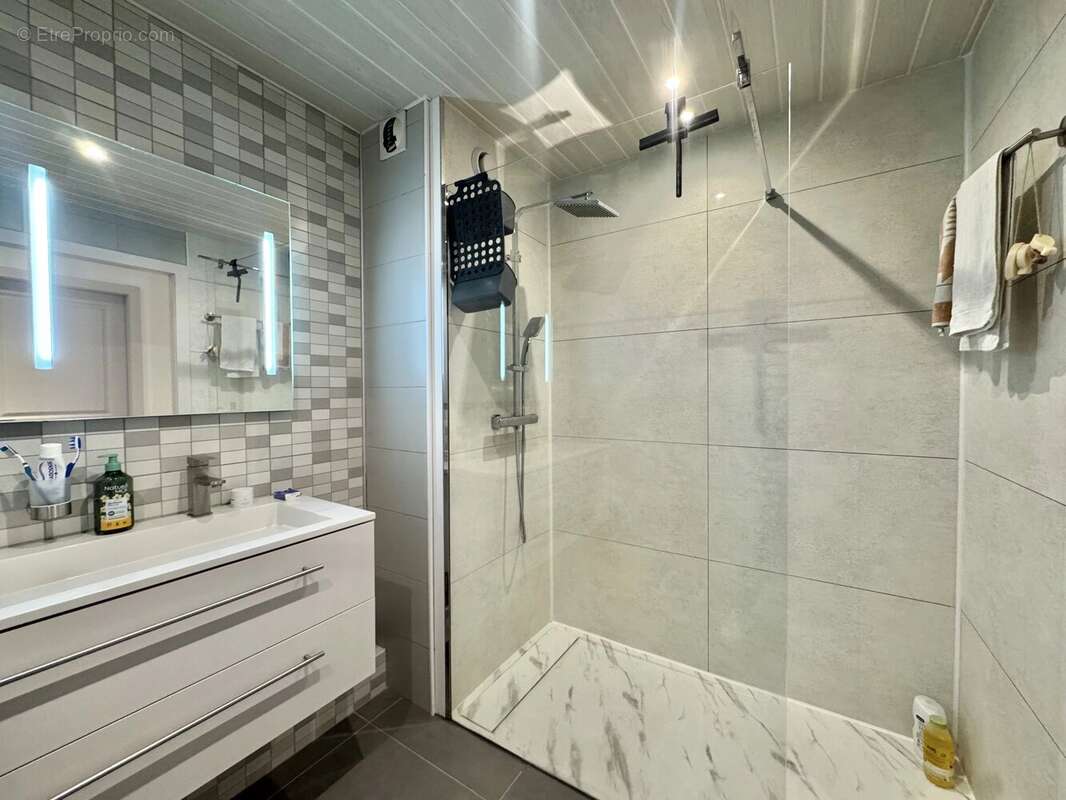 Appartement à DANNEMARIE