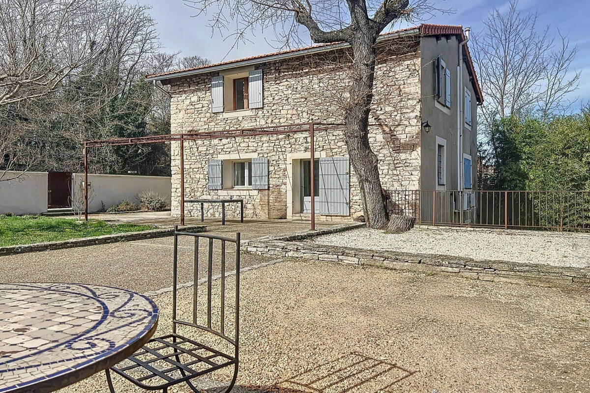 Maison à SAIGNON