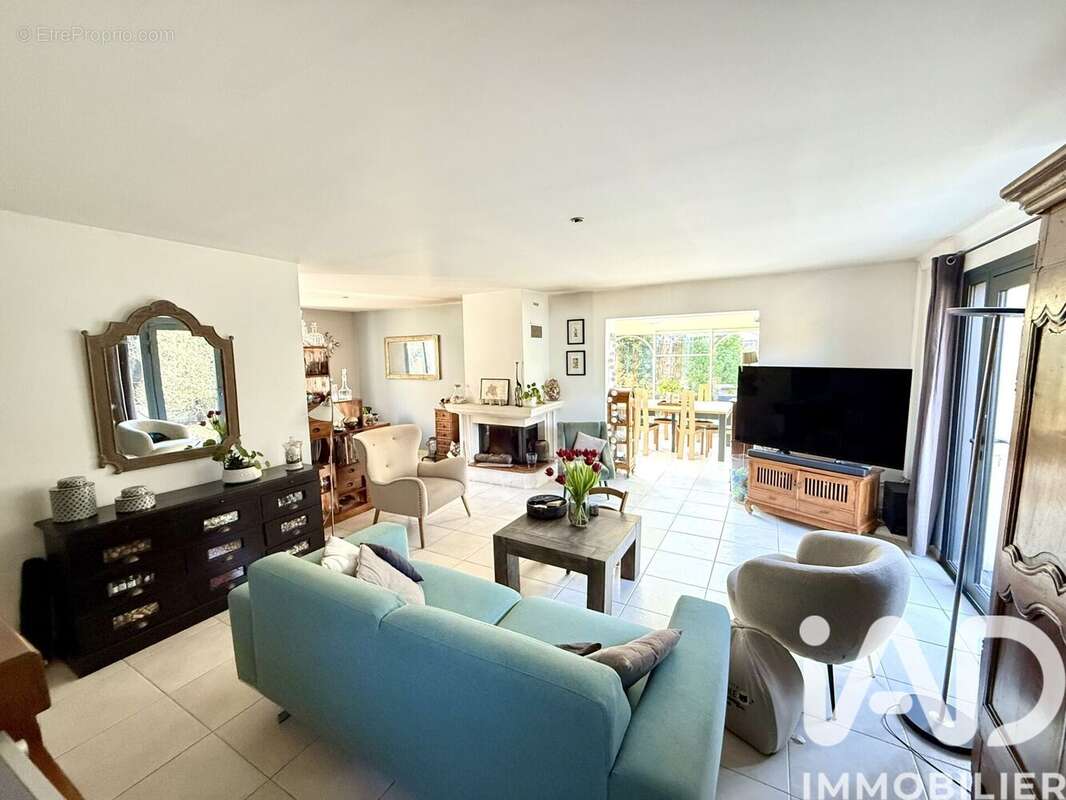 Photo 2 - Maison à SUCY-EN-BRIE