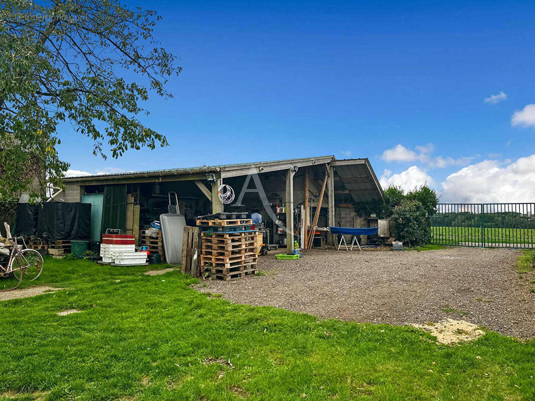 Maison à LES THILLIERS-EN-VEXIN
