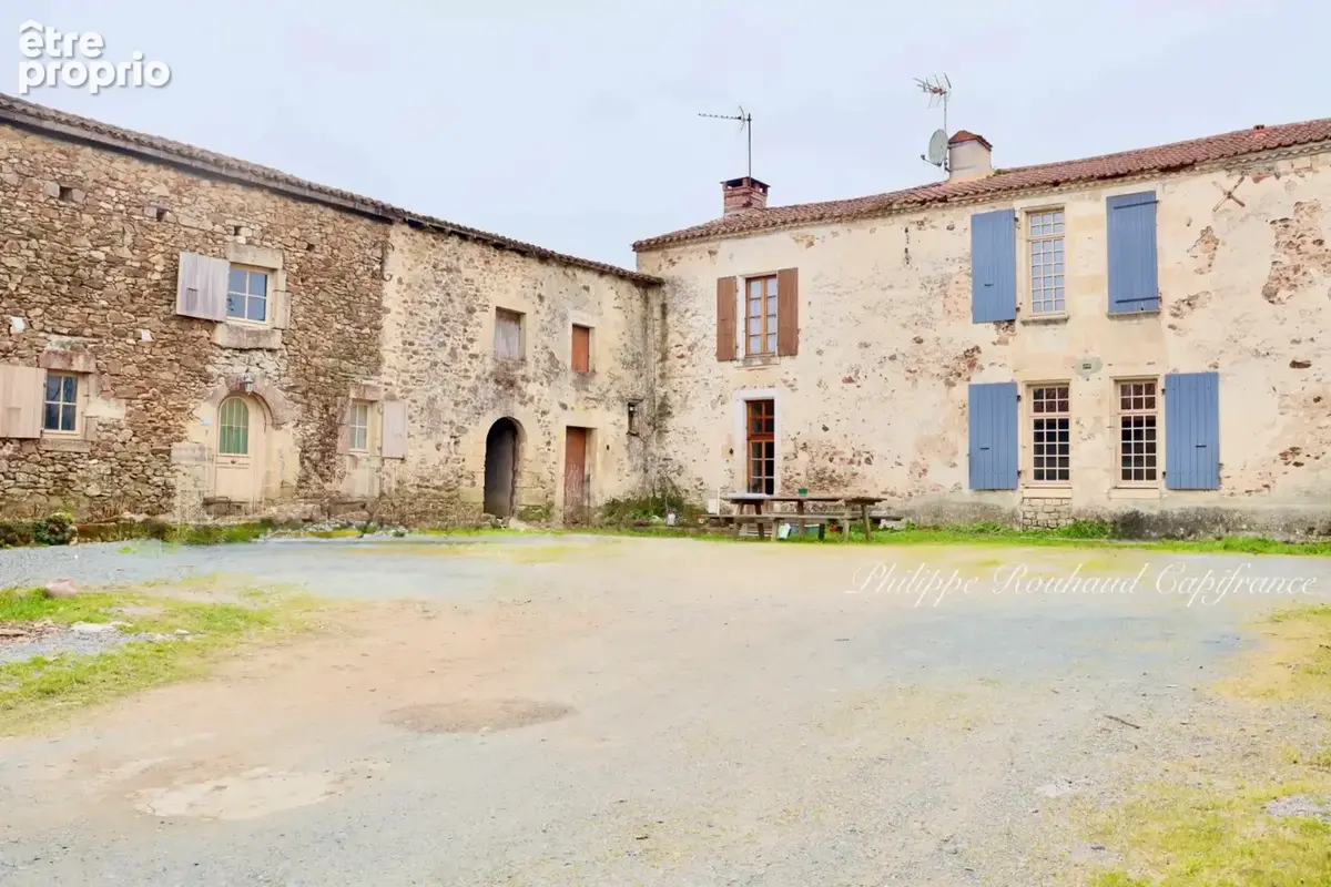 Maison à MERVENT