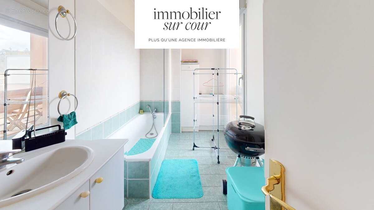 Appartement à SAINT-ETIENNE