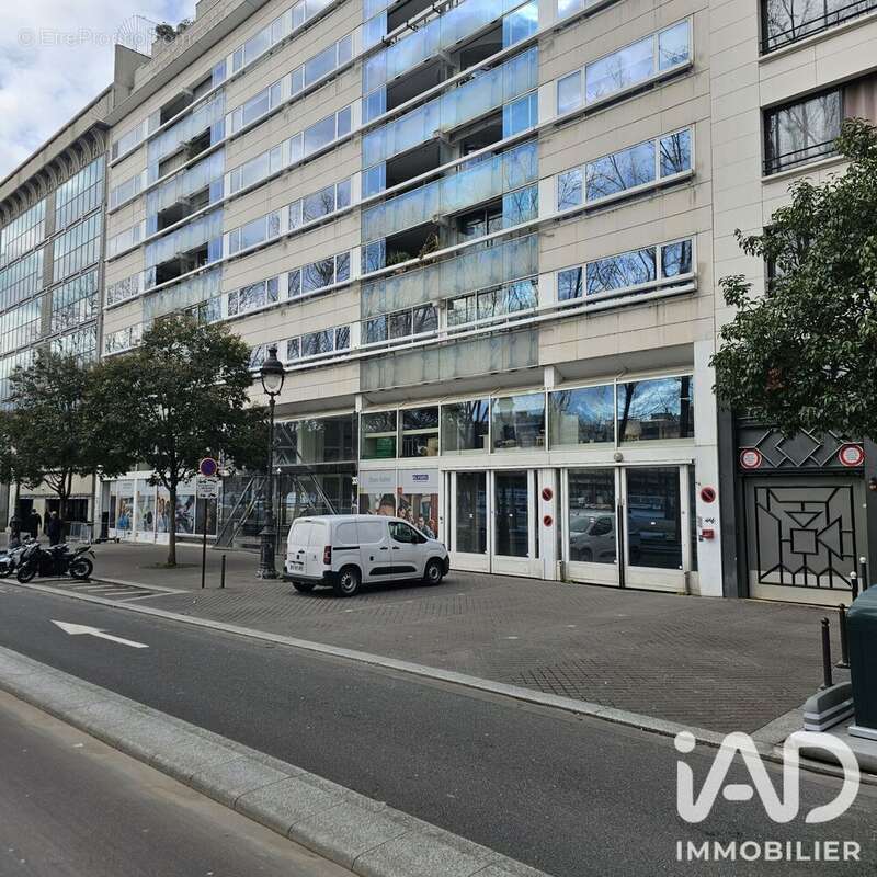 Photo 2 - Parking à PARIS-19E