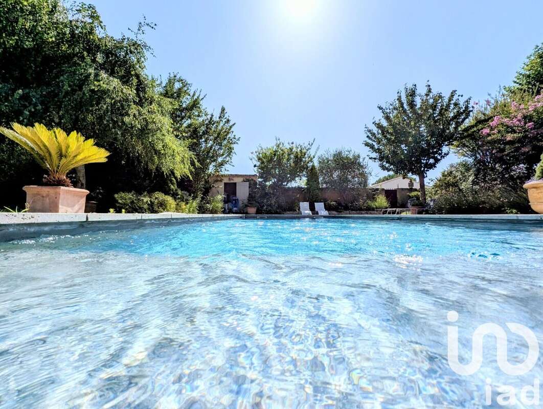 Photo 3 - Maison à ROBION