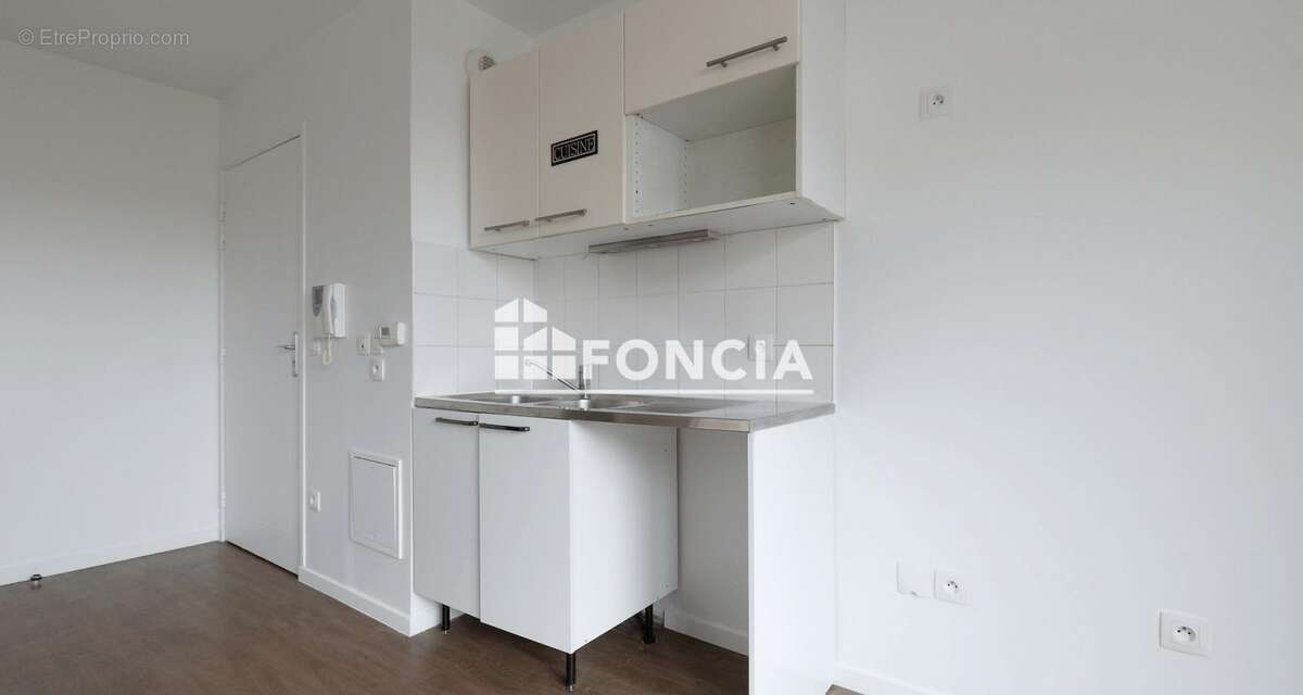 Appartement à CORBEIL-ESSONNES