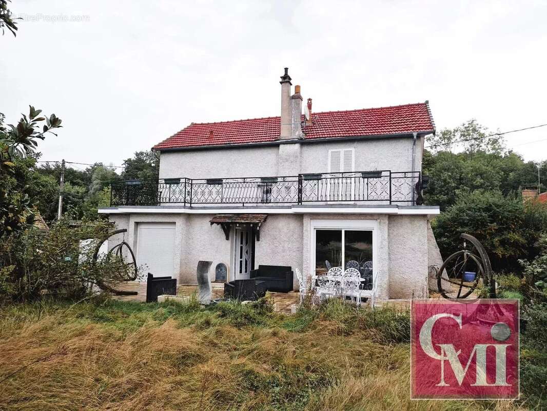 Maison ancienne avec grand terrain ! - photo 2