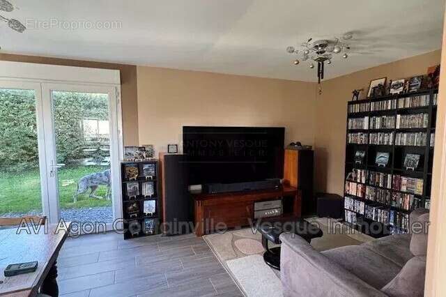 Maison à TOURVILLE-SUR-SIENNE