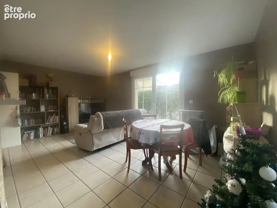 Appartement à BONNIERES-SUR-SEINE