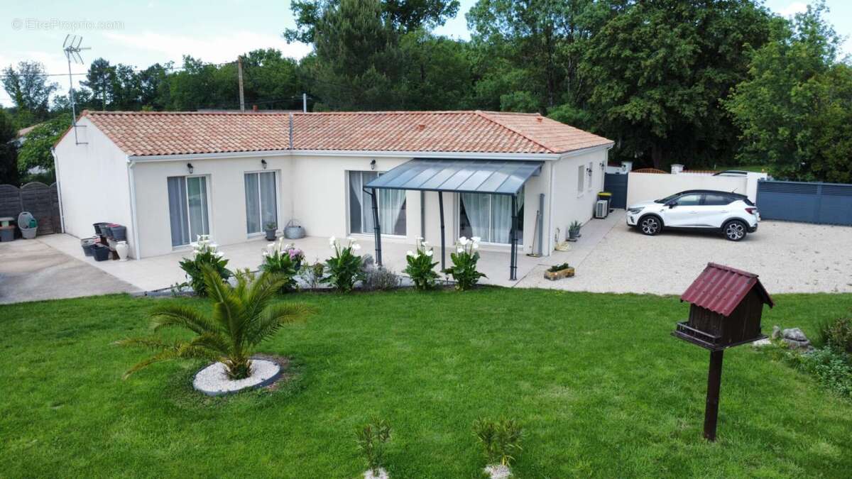 Maison à BREUILLET