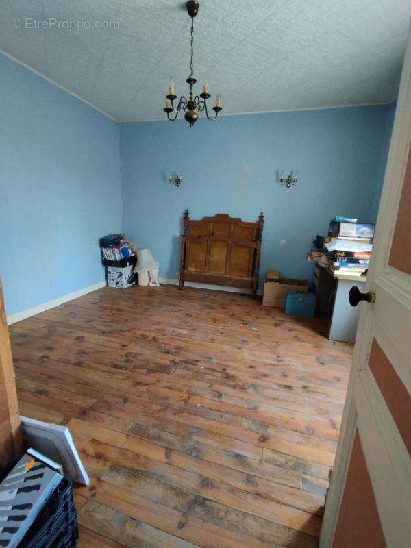 Maison semi individuelle 5 pièces  de 135 m² - photo 4