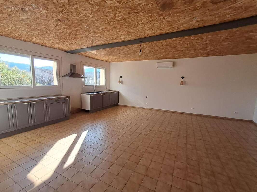 Photo 7 - Appartement à SAINT-FLORENT-SUR-AUZONNET