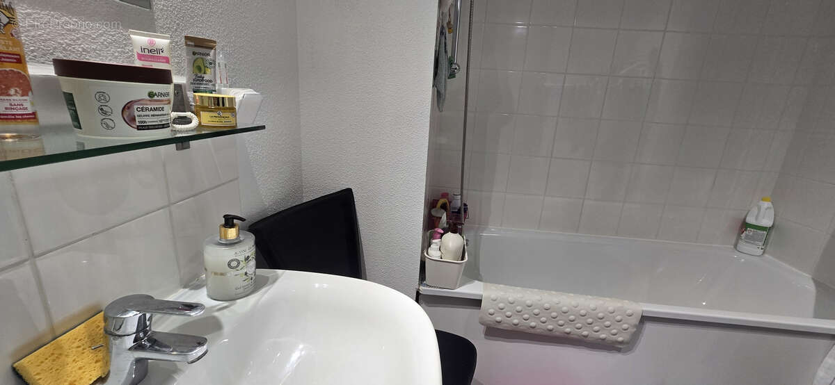 Appartement à MORIERES-LES-AVIGNON