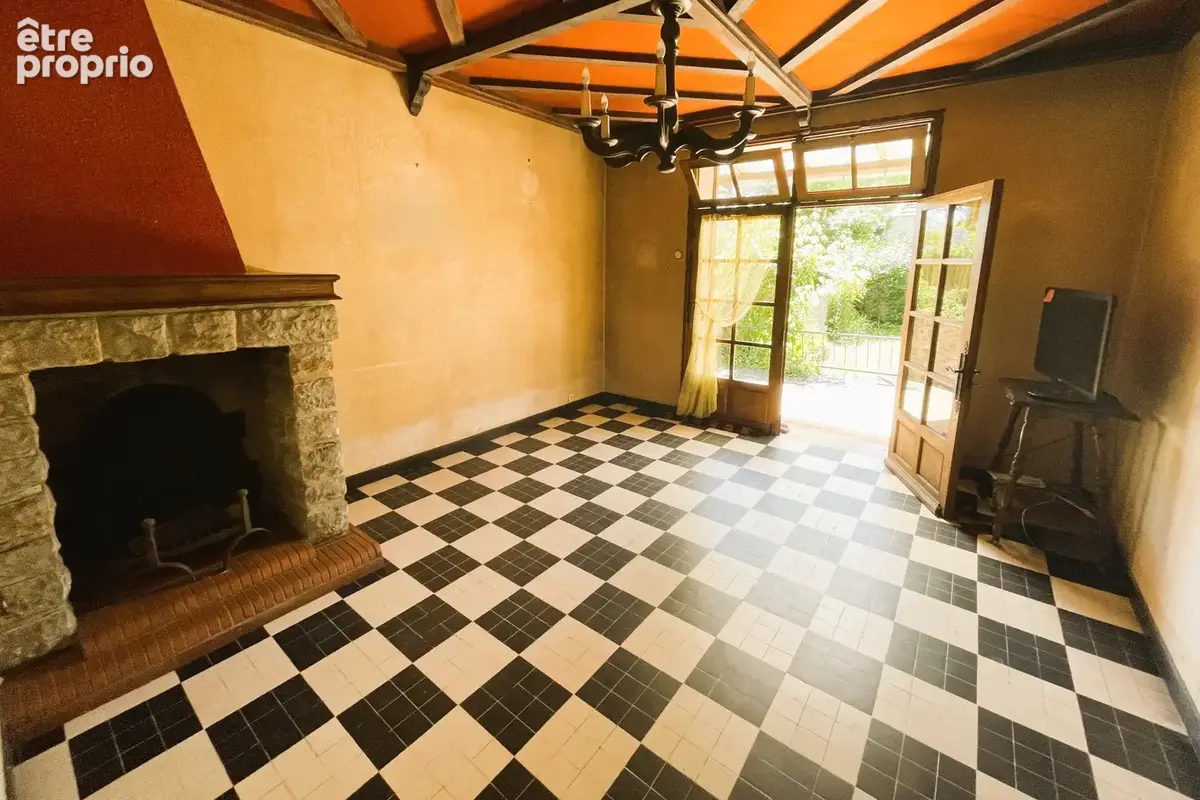 Maison de ville avec terrain et potentiel d'aménagement - photo 2