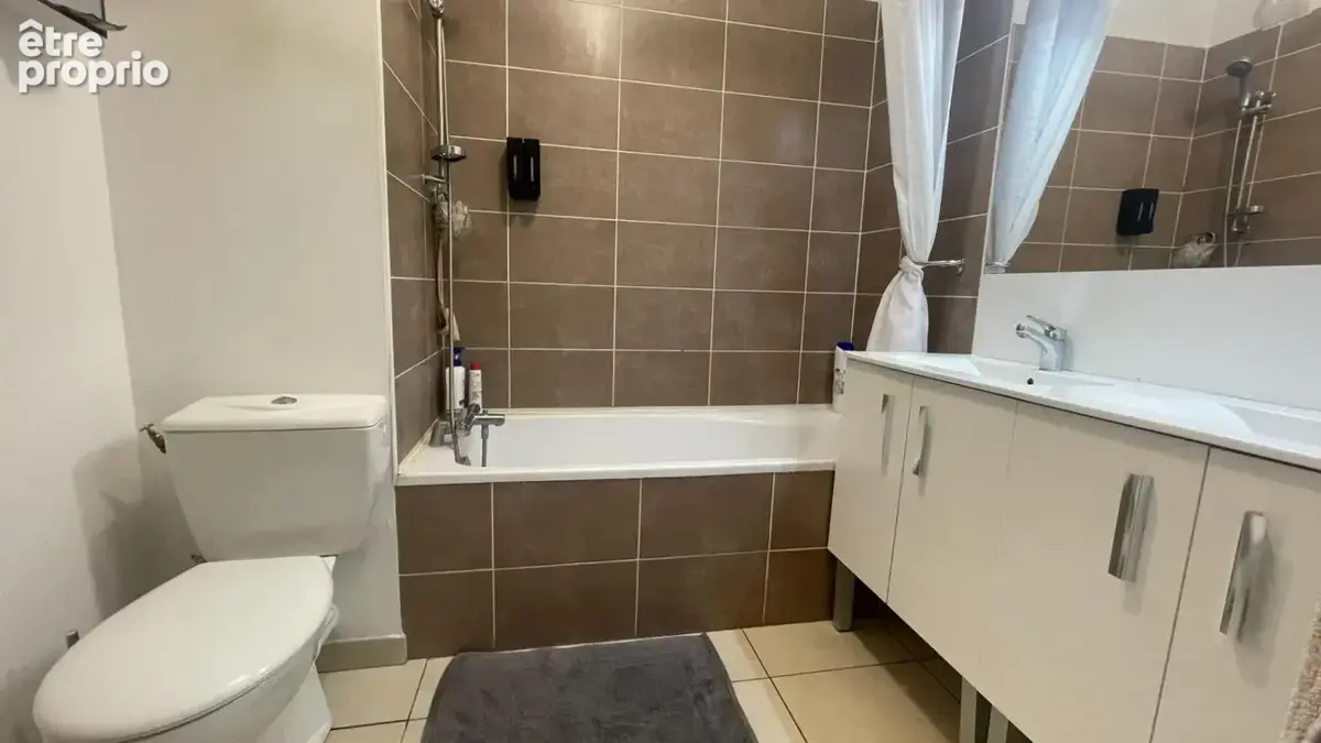 Appartement T4 Dernier Étage avec Terrasse Plein Ciel 37 m² – Résidence Récente & Vue Dégagée - photo 7
