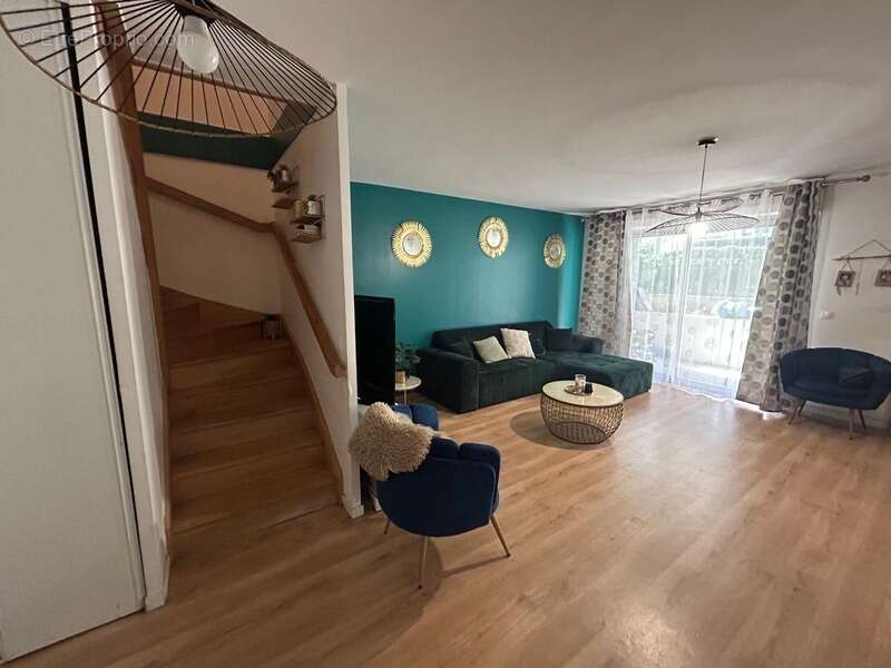Appartement à LIMEIL-BREVANNES