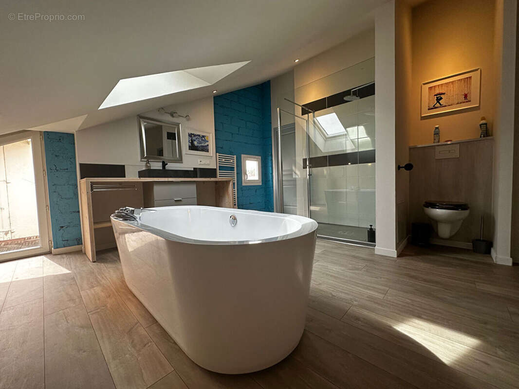 Appartement à LONS-LE-SAUNIER