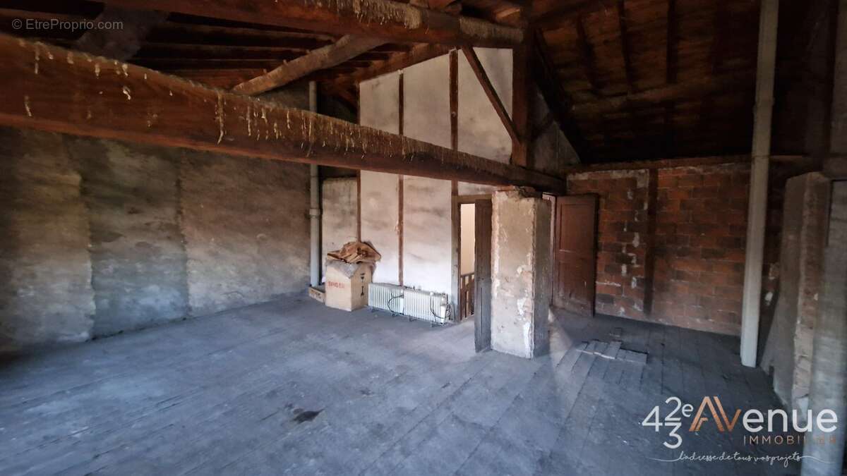 Appartement à SAINT-GALMIER