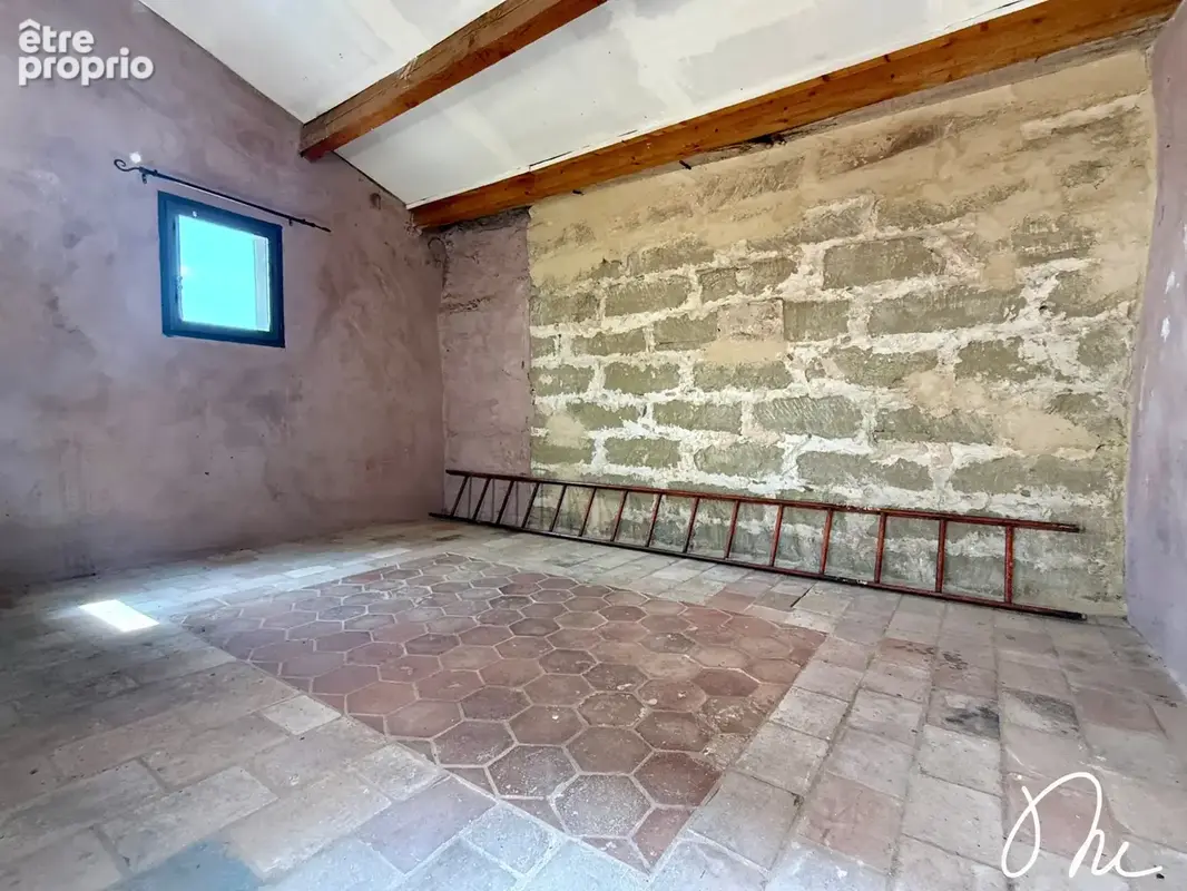 Maison de village en pierre avec garage et 2 terrasses ! - photo 11