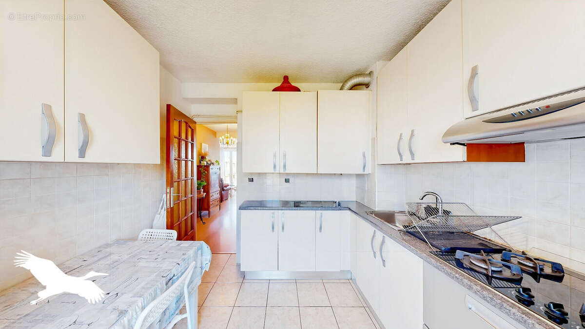 Appartement à MARSEILLE-13E