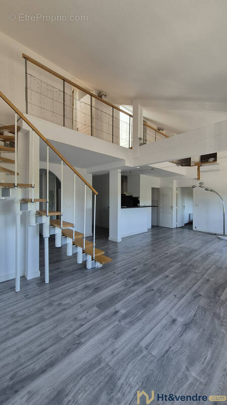 Appartement à HYERES