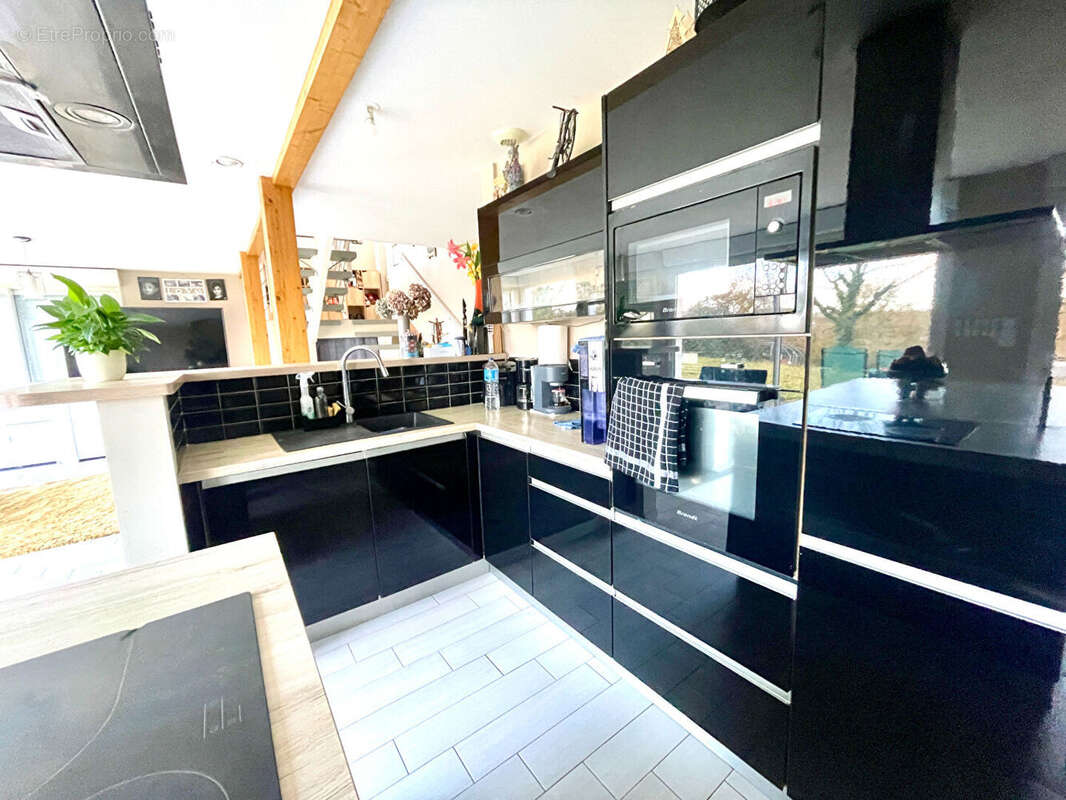 Maison à SAUVETERRE-DE-ROUERGUE