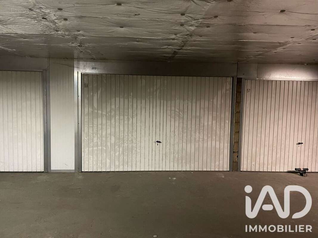 Photo 4 - Parking à PARIS-10E