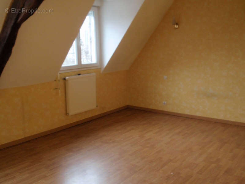 GRAND APPARTEMENT  au 3ème  avec ascenseur ... - photo 9