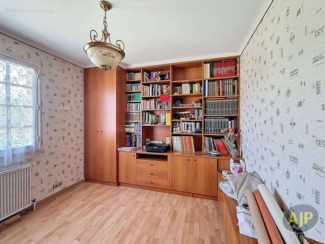 Maison à BOUGUENAIS