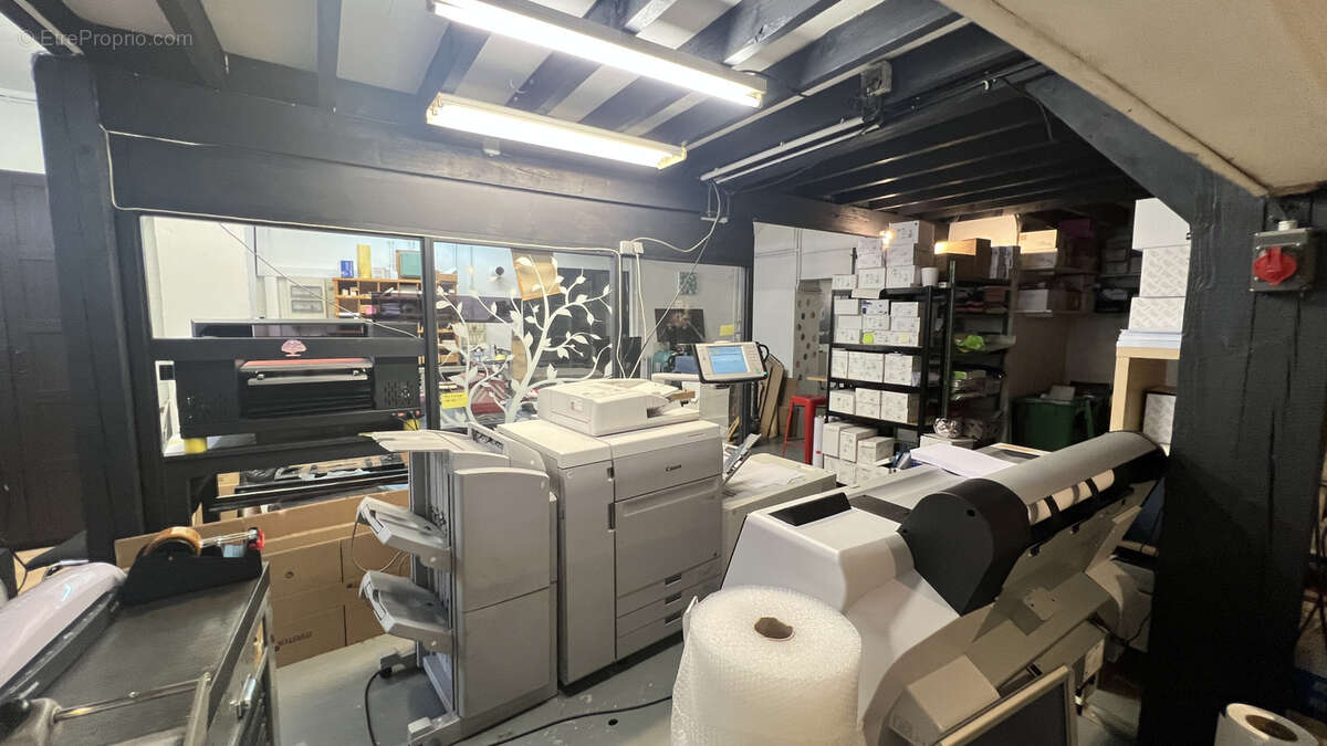 Commerce à LA FERTE-ALAIS