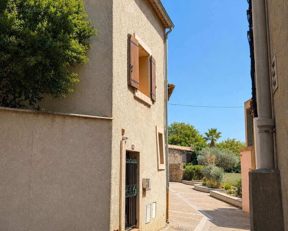 Demeure de caractère au cœur de Lézignan-Corbières avec patio privatif – 217 m² habitables - photo 20