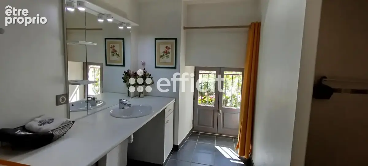 Maison 292 m² à Usson-En-Forez  - photo 12