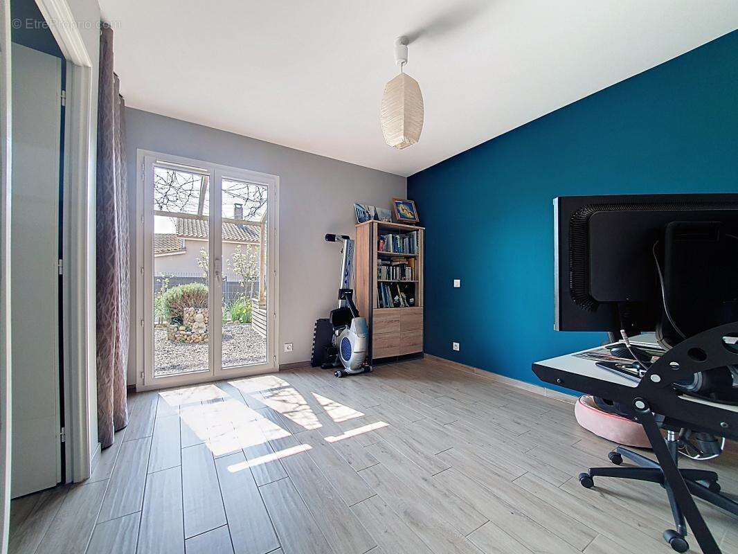 Maison à MIONS