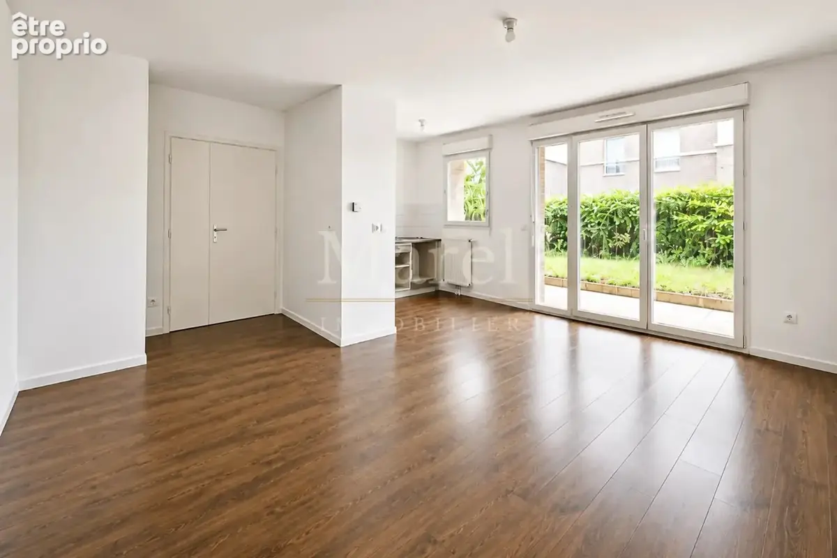 Photo Appartement à Creteil au prix de 210 000€