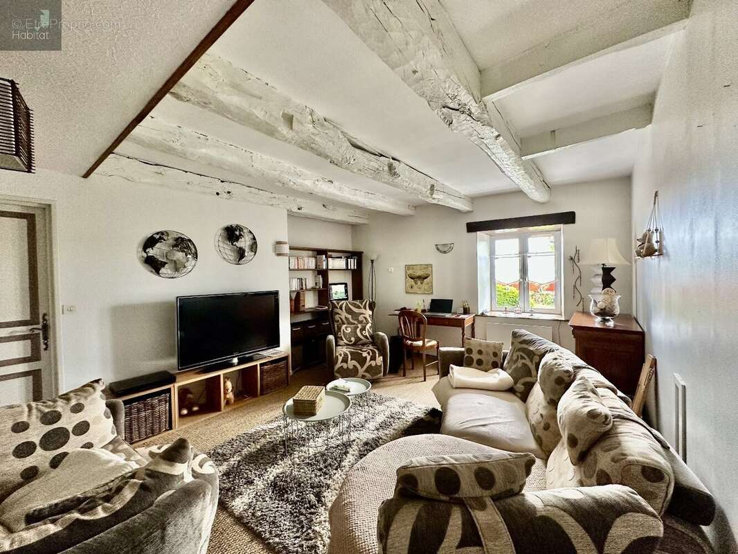 Maison à SAUVETERRE-DE-ROUERGUE